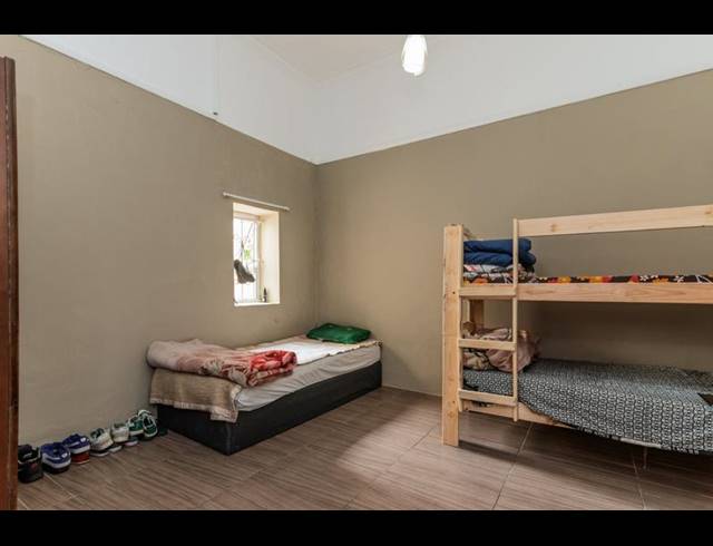 2 BEDROOM HOUSE FOR SALE IN WOODSTOCK